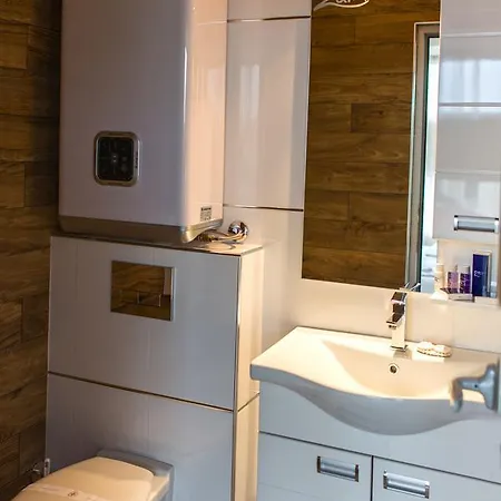 krevet i doručak Zam 4*